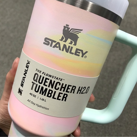New Stanley Quencher Tumbler 2.0 40oz Clean Slate - Warm Serene Brushstrokes - Picture 6 of 9